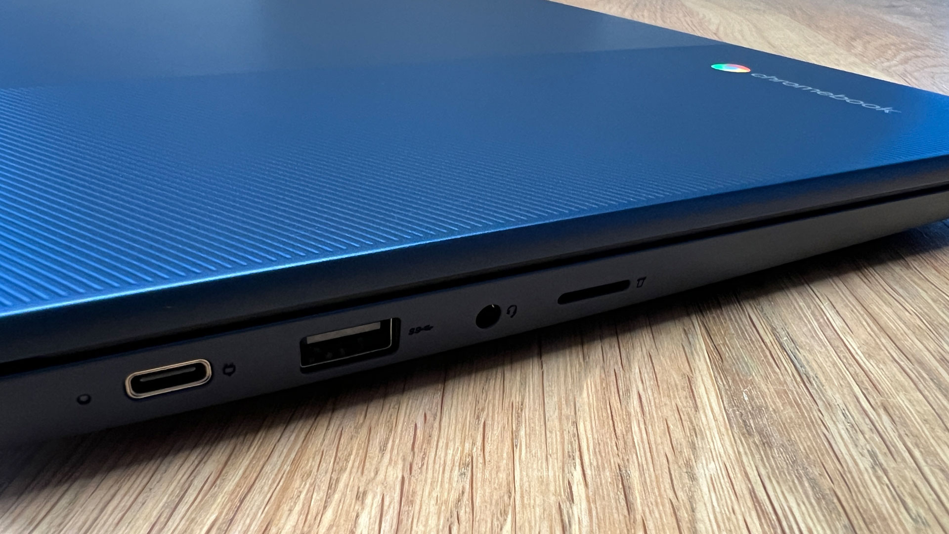 Lenovo Chromebook IdeaPad Slim 3 mit MediaTek Kompanio 520 im Test