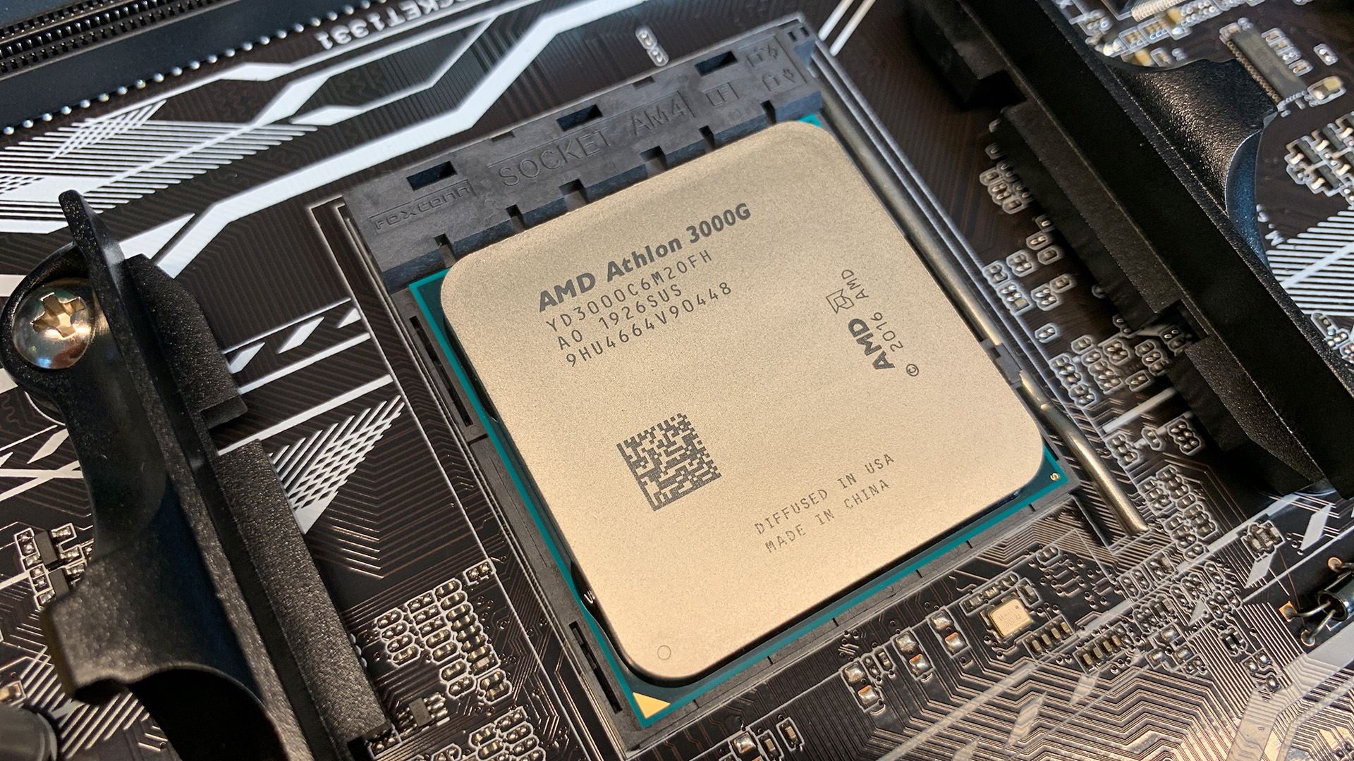 NAS Advanced 3.0B - 6x SATA mit AMD Athlon 3000G